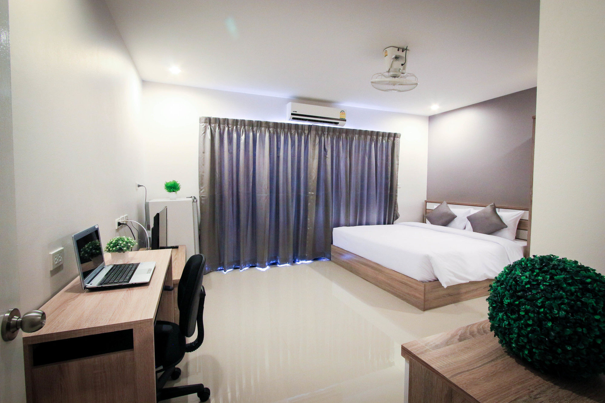 Vipa House Phuket - Sha Extra Plus Eksteriør billede