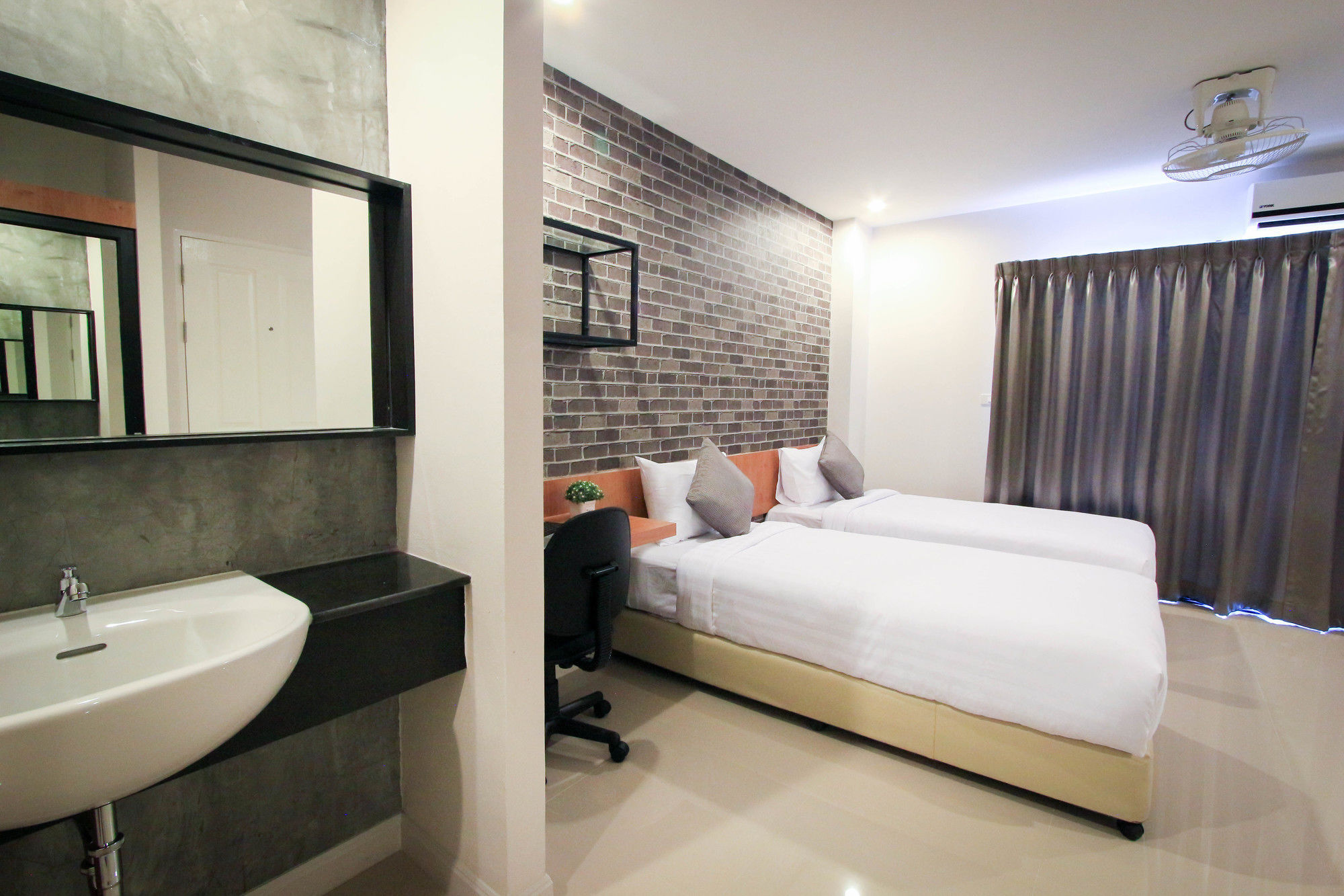 Vipa House Phuket - Sha Extra Plus Eksteriør billede